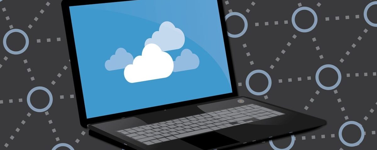 Free cloud computer backup illustration